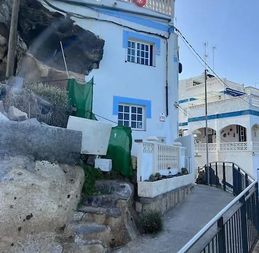 Claudia Puertito De Adeje - 2 Bedrooms, 70mq, On The * Адехе