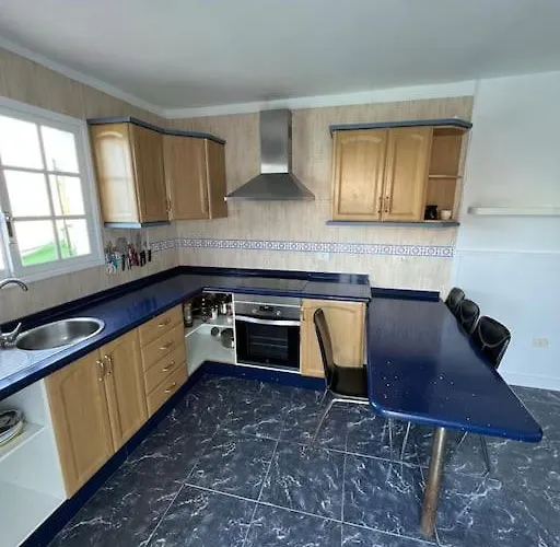 Апартаменти Claudia Puertito De Adeje - 2 Bedrooms, 70mq, On The