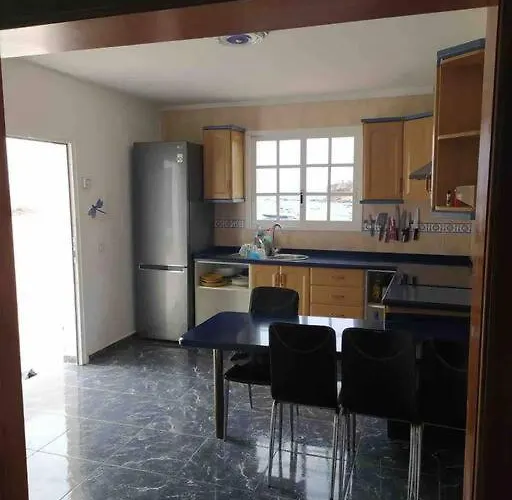 Claudia Puertito De Adeje - 2 Bedrooms, 70mq, On The Апартаменти Адехе